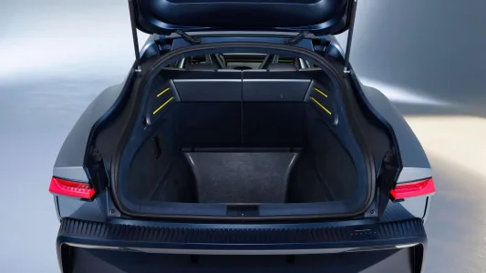 Volkswagen acaba de demostrar que para superar los 1 200 km en un electrico no necesitas una bateria enorme 12