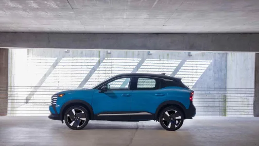 El toyota c hr ya tiene un nuevo problema en europa nissan confirma un kicks hibrido e power fabricado junto al juke y qashqai 9
