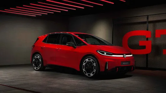 El golf gti electrico todavia no ha llegado pero volkswagen ya ensena por donde ira 326 cv y traccion trasera en el id 3 gti