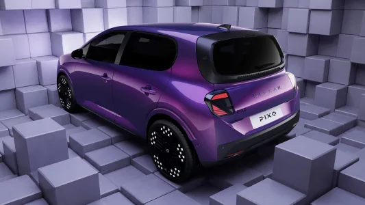 El nissan pixo vuelve pero no como lo recuerdas ahora sera electrico y ofrecera hasta 259 km de autonomia 12