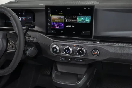 El nissan pixo vuelve pero no como lo recuerdas ahora sera electrico y ofrecera hasta 259 km de autonomia 61