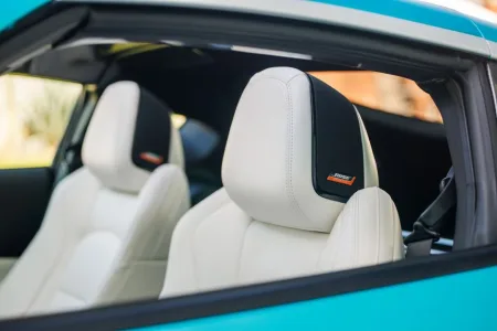 Mientras otros deportivos miran al futuro nissan ha hecho exactamente lo contrario devolver al z a los anos 90 1
