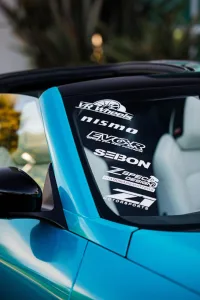 Mientras otros deportivos miran al futuro nissan ha hecho exactamente lo contrario devolver al z a los anos 90 3