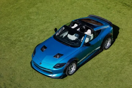 Mientras otros deportivos miran al futuro nissan ha hecho exactamente lo contrario devolver al z a los anos 90 6