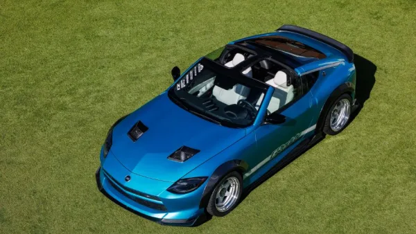 Mientras otros deportivos miran al futuro nissan ha hecho exactamente lo contrario devolver al z a los anos 90 6