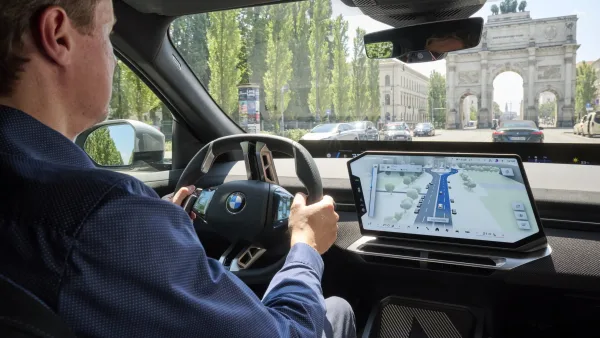 El coche ya veia mucho mas de lo que tu podias ver en pantalla bmw ahora te lo ensena todo en su nuevo navegador 3d 1