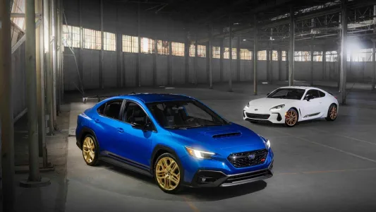 Mientras otros deportivos pierden el cambio manual subaru vuelve a sus raices con dos ediciones especiales wrx y brz motor boxer y produccion limitada