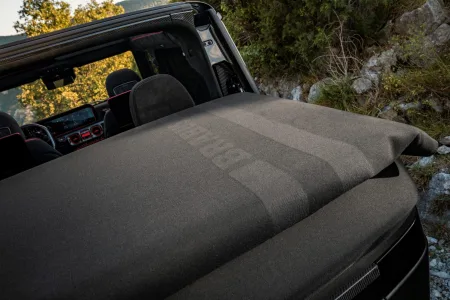 Mercedes nunca hizo un g 63 asi asi que brabus lo ha hecho por su cuenta 900 cv cabrio y edicion de 10 unidades 12