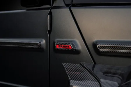 Mercedes nunca hizo un g 63 asi asi que brabus lo ha hecho por su cuenta 900 cv cabrio y edicion de 10 unidades 25