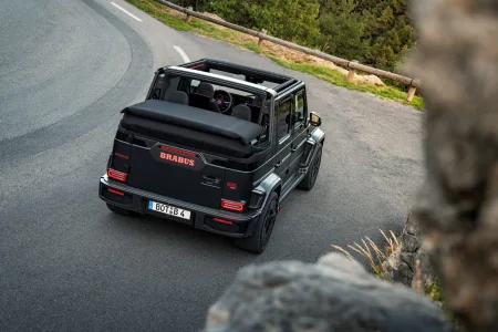 Mercedes nunca hizo un g 63 asi asi que brabus lo ha hecho por su cuenta 900 cv cabrio y edicion de 10 unidades 30