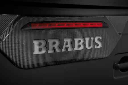 Mercedes nunca hizo un g 63 asi asi que brabus lo ha hecho por su cuenta 900 cv cabrio y edicion de 10 unidades 43