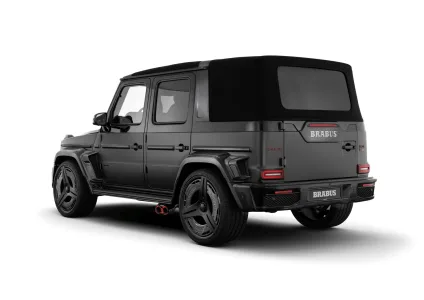 Mercedes nunca hizo un g 63 asi asi que brabus lo ha hecho por su cuenta 900 cv cabrio y edicion de 10 unidades 56