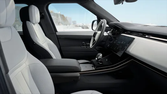 Mismo aspecto prestaciones de v8 y cero gasolina el range rover sport estrena su version electrica 25