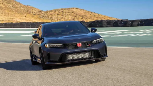 Europa dijo adios al honda civic type r demasiado pronto en japon y eeuu acaba de estrenar una nueva actualizacion 1