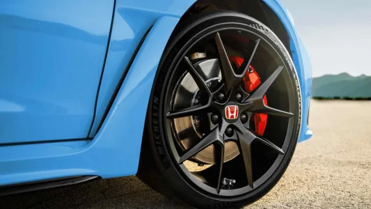 Europa dijo adios al honda civic type r demasiado pronto en japon y eeuu acaba de estrenar una nueva actualizacion 5