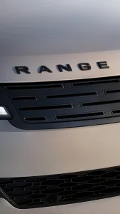 Mismo aspecto prestaciones de v8 y cero gasolina el range rover sport estrena su version electrica 8