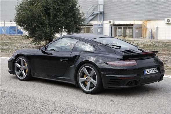 Primeras fotos espía del Porsche 911 GT2 2