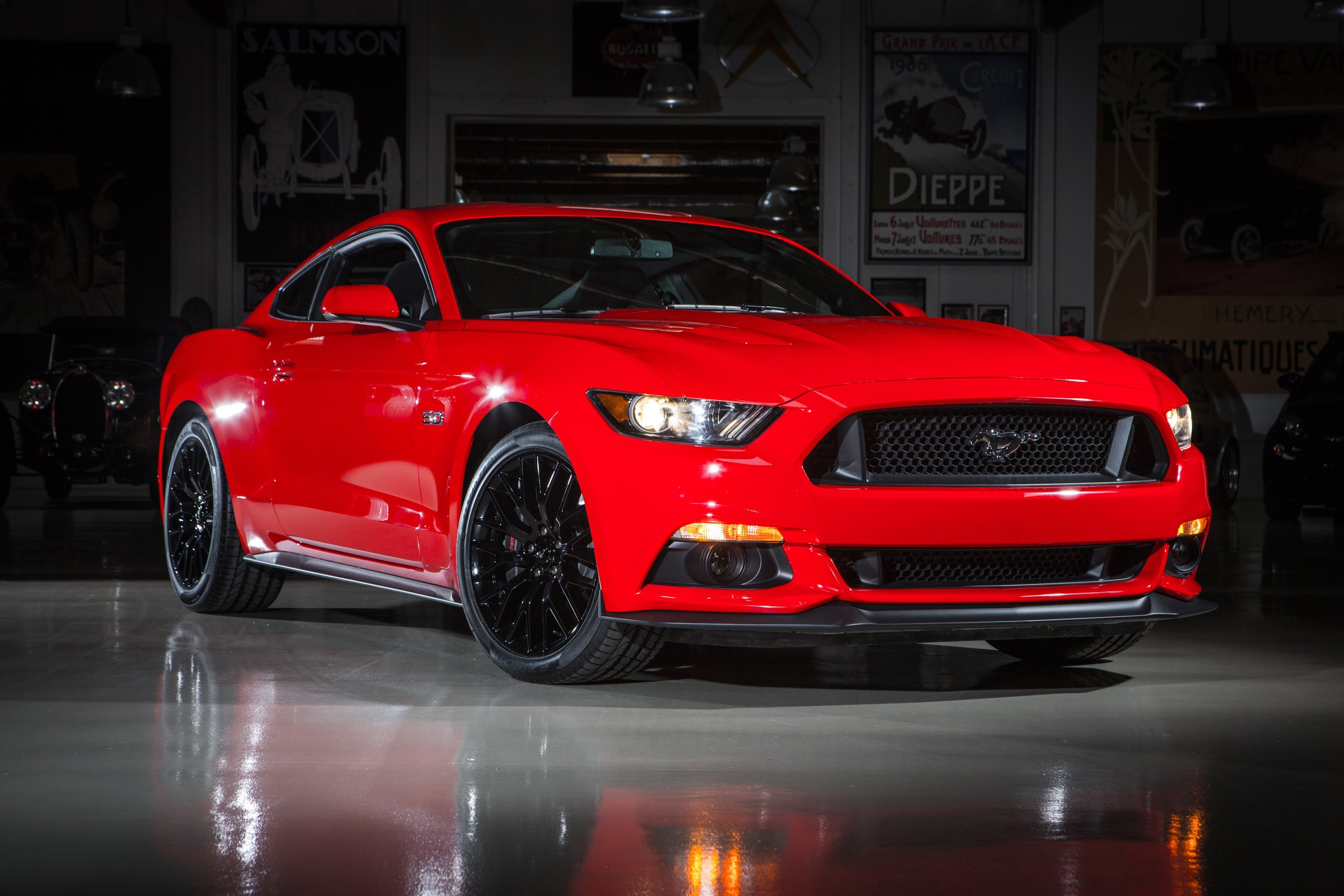 Jay Leno nos habla del Ford Mustang GT 2015