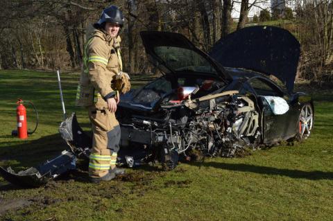 Destroza un Ferrari 458 Italia a sus 18 años cuando lo probaba 4