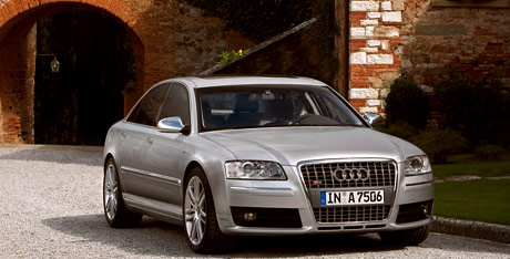 Audi S8