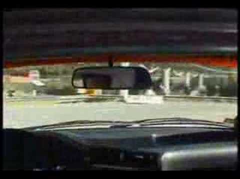 David Abad drifteando con un M3 E30
