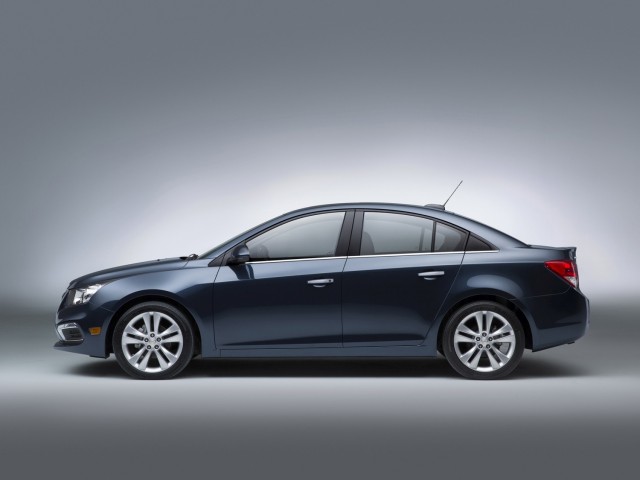 Chevrolet presenta el Cruze MY2015  3