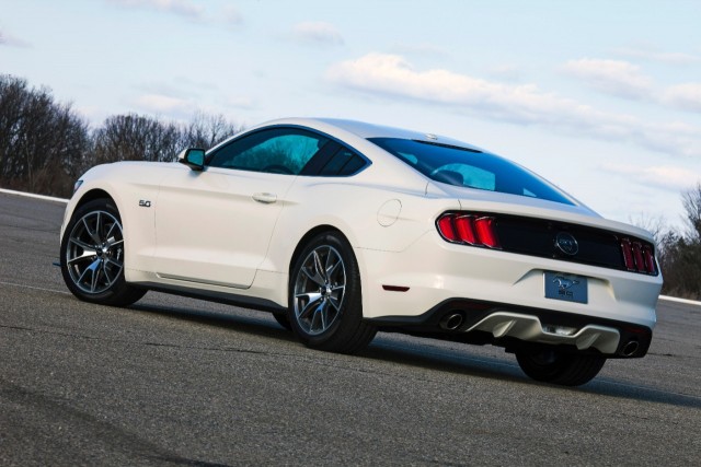 Llega el Ford Mustang 50 Year Limited Edition 1