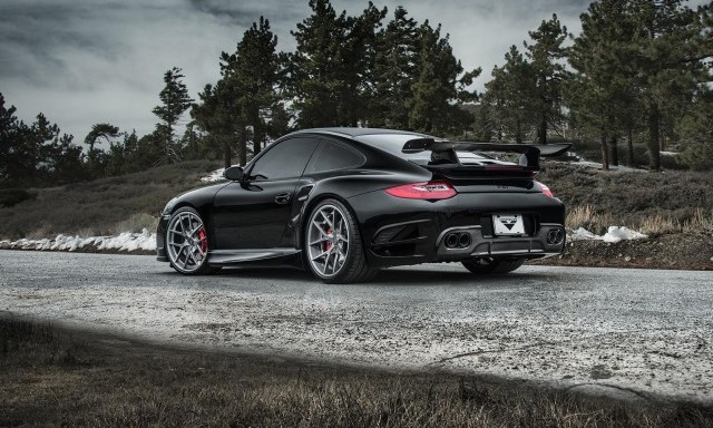 Vorsteiner se atreve con el Porsche 911 2