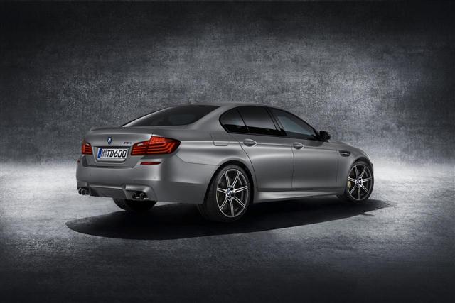 BMW M5 �??30 Jahre M5�?�, oficial 1