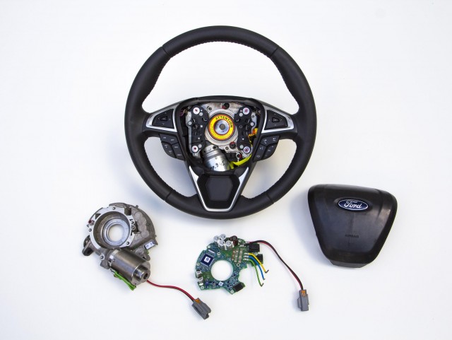 Ford presenta una nueva dirección adaptativa 1