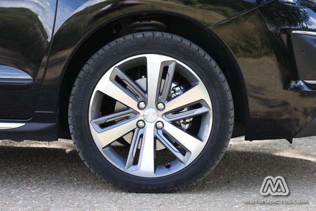 Prueba: Peugeot 3008 HYbrid4 (equipamiento, comportamiento, conclusión) 2