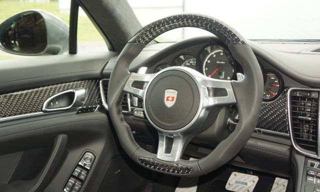 Así luce el Porsche Panamera 2014 tras pasar por el garaje Mansory 3