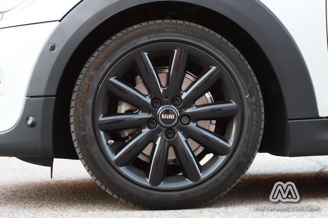 Prueba: Mini Cooper 2014 (equipamiento, comportamiento, conclusión) 4