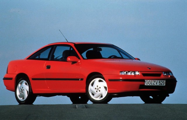 El Opel Calibra está de aniversario: 25 años del mítico coupé alemán 2