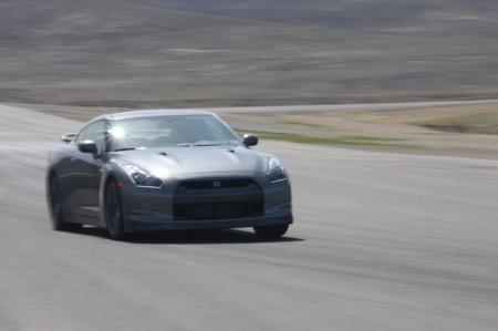 Nissan GT-R