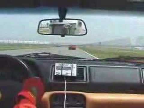 Persiguiendo una leyenda: Ferrari F355 vs F50 GT