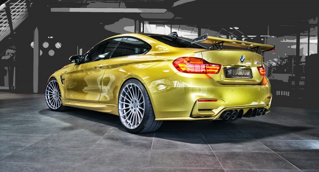 BMW M4 bajo el rodillo de Hamann 2