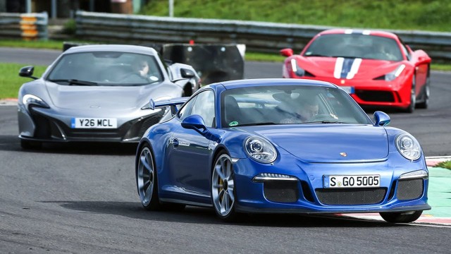 Duelo de superdeporivos en vídeo, Ferrari 458 Speciale, McLaren 650 S y Porsche 911 GT3 1