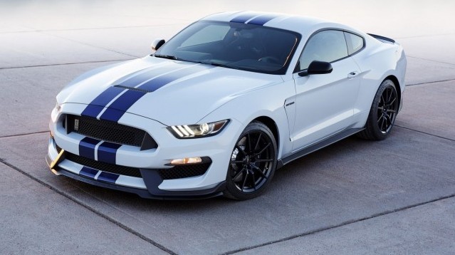 A subasta el primer Shelby Mustang GT350 de producción 1