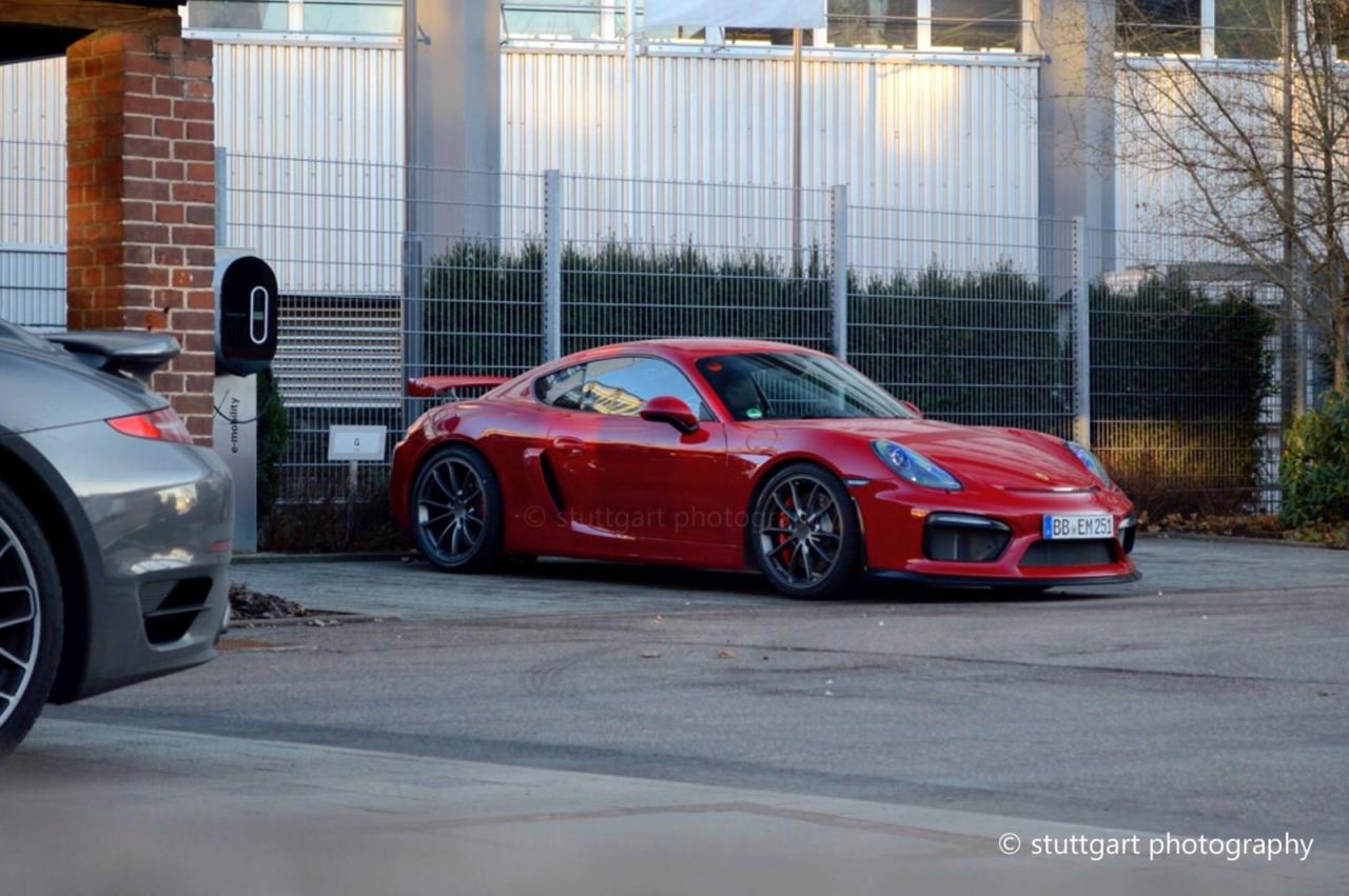 Al natural: Porsche Cayman GT4, previo debut en Ginebra 1