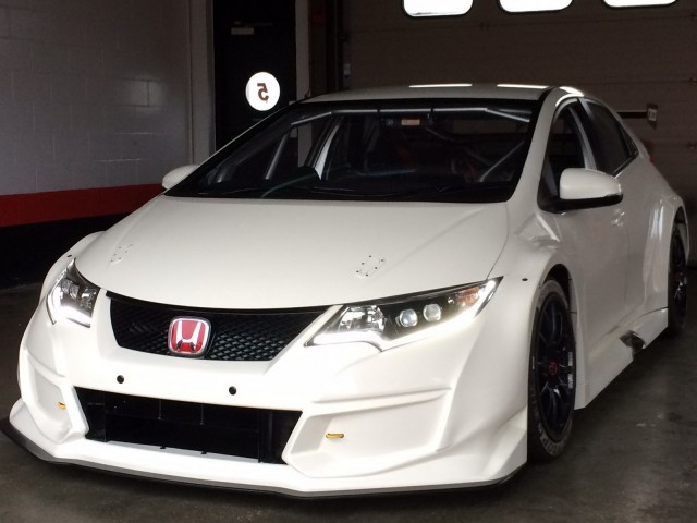 Tan sólo una semana para la presentación del Honda Civic Type R BTCC Racer 3