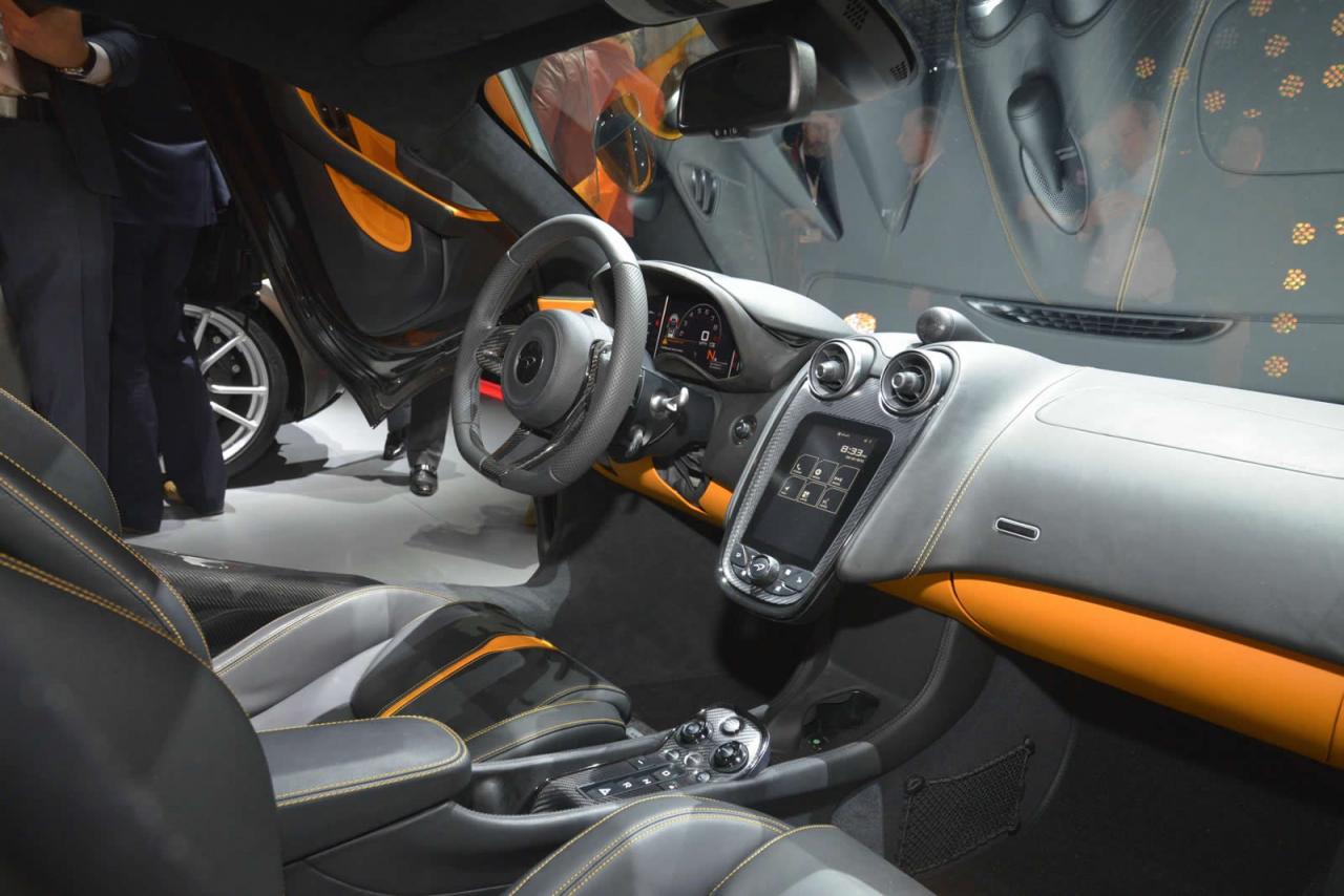 Nueva York 2015: McLaren 570S Coupé 3