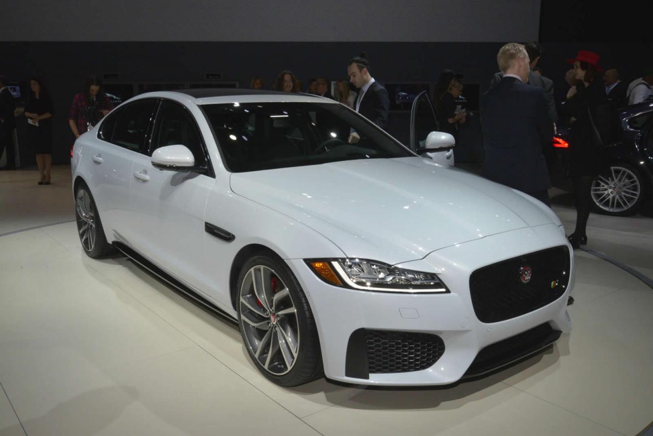 Nueva York 2015: Jaguar XF, al desnudo 3