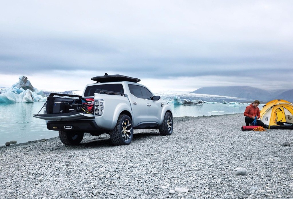 renault-alaskan-concept-201522983_8