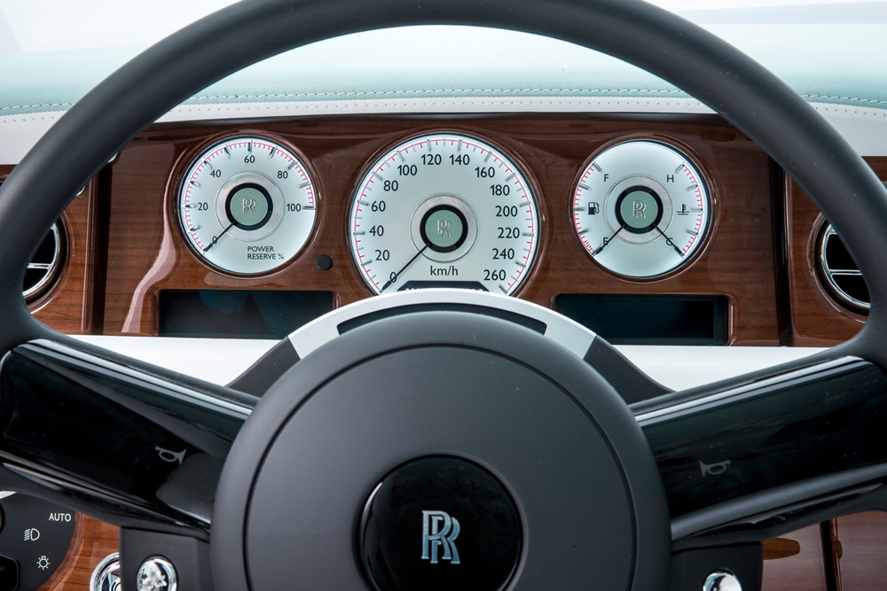 Rolls-Royce_Phantom_Serenity_4.jpg