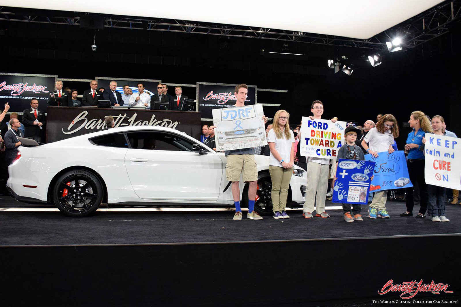 2015-Ford-Shelby-GT350R-3