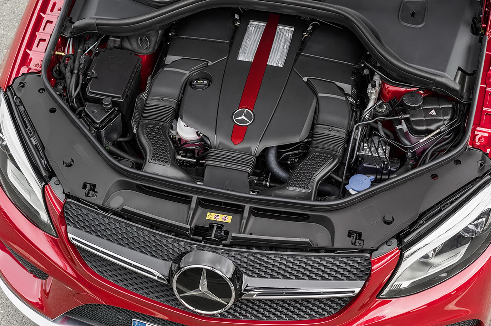 2016-Mercedes-Benz-GLE-Coupe-36