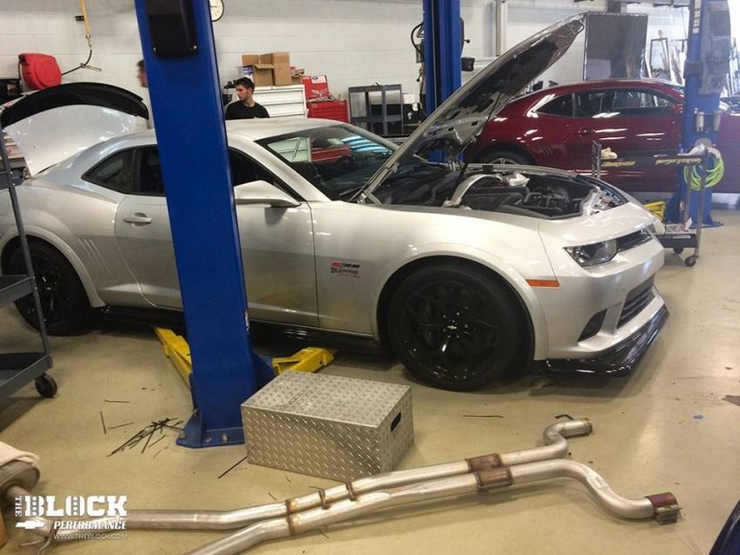Chevrolet-Camaro-Z-28-3