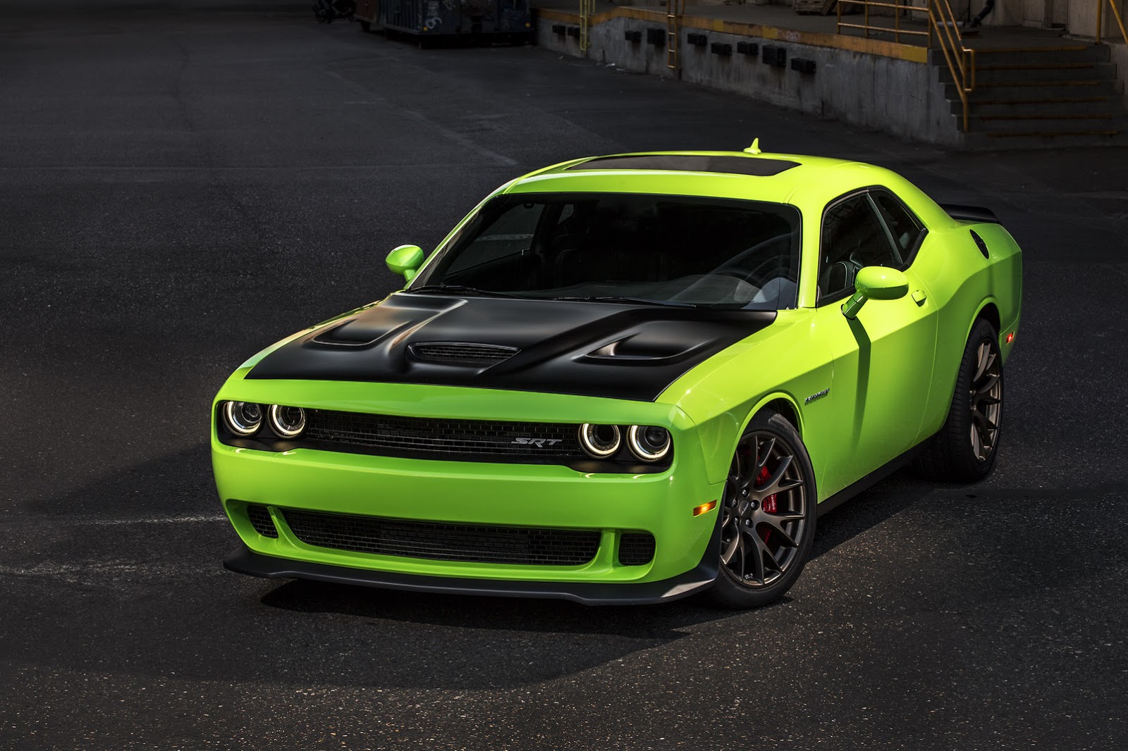 2015-Dodge-Challenger-2