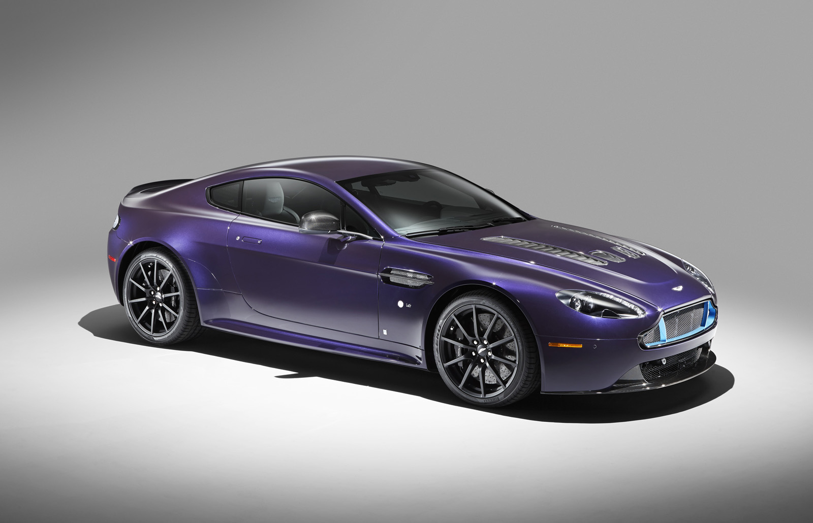 Q-by-Aston-Martin-V12-Vantage-S-1